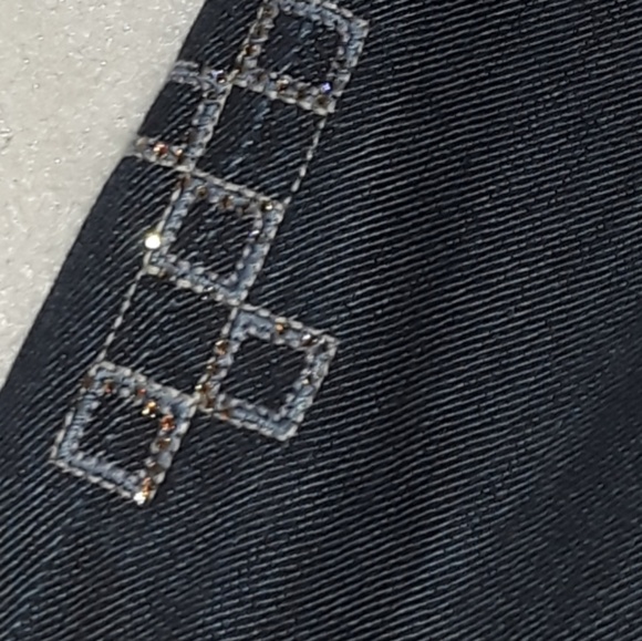 Jean - Picture 1 of 3